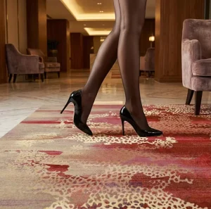 Hotel Guest Room Broadloom Carpet Roll Tufted Cut Pile 4m Sound Absorbing Anti static Stain Resistant Custom Pattern