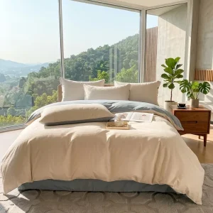Hotel Quality Solid Color Bedding Set 4 Piece Breathable Microfiber Polyester Duvet Cover Set for Home Bedroom