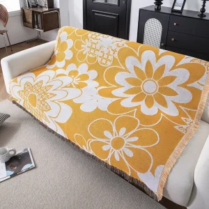 Jacquard Woven Camping Blanket 100% Polyester Simple Style Quilted Yellow Background and White Flower Pattern