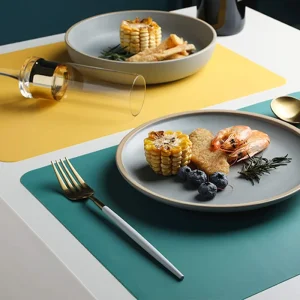 Kitchen Dining Table Eco Friendly BPA Free Multi Color Flexible Square Silicone Table Mat and Placemats Classic Style