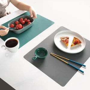 Kitchen Dining Table Eco Friendly BPA Free Multi Color Flexible Square Silicone Table Mat and Placemats Classic Style