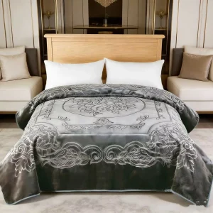 Knitted 100% Polyester Modern Thickened Solid Colour Plain Style Raschel Throw Blanket for Winter