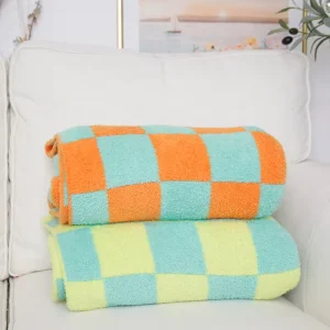 Knitted Blanket OEKO TEX Fluffy Soft Polyester Knitted Checkered Pattern Throw Blanket for Sofa Couch Bed