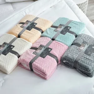Knitted Soft Flannel Fleece Blanket Bulk Warm Bed Throw for Winter Home Hotel GRS BSCI Certified