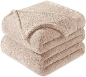 Knitted Soft Fleece Throw Blanket Super Soft Velvet Plush Eco-Friendly Fuzzy Cozy Warm Four Seasons Use