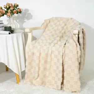 Knitted Throw Blanket 100% Polyester Plaid Jacquard Machine Washable Four Seasons Use