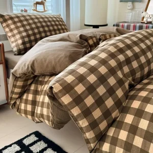 LUXURY Eco-Friendly Woven Polyester Customizable Three/Four-Piece Bed Kit Modern Style for Student Dormitory Home Use