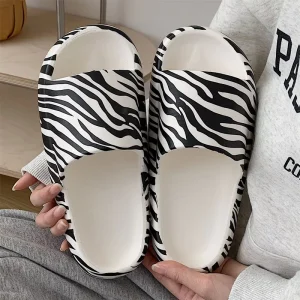 Ladies Open Toe Height Increasing Super Soft Zebra Print EVA Pillow Slides Indoor Hotel Slipper Custom Printing