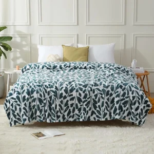 Large Wool Bed Blankets Super Soft Warm Plush Lightweight Sofa Throw Blankets Woven Knitted Techniques Manta Cobertor