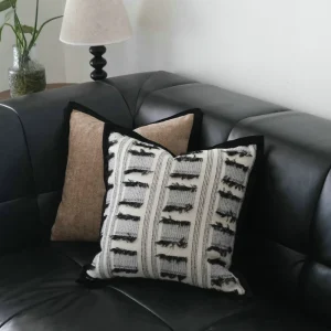 Light Luxury Black Edged Throw Pillow Cutwork Artistic Abstraction Pattern Polyester Silk Floss Material for Living Room Sofa