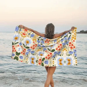 Lightweight Quick Dry Polyester Modern Beach Towel with Floral Design Customizable Sizes Colors for Beach Holiday Use