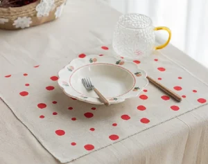 Linen Table Runners & Placemats for Everyday Dining
