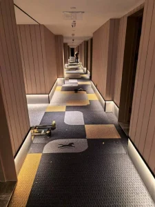 Local Contractor Bulk Supply Nylon Corridor Carpet Fireproof Custom Pictures Free Swatch Hotel Corridor Wall to Wall Carpet