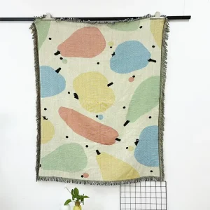 Low MOQ Custom Woven Raschel Blanket Cartoon/Vintage/Floral/Geometric Sofa Throw Rug Picnic Bed Four Seasons Portable