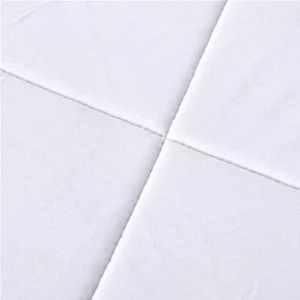 Luxurious Design Comfortable Hotel Bedroom Queen Size Comforters China Quilt