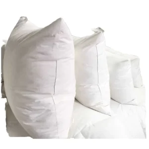Luxurious High Quality Bed Pillow 100% Polyester with 100% Polyester Fiber Filling Solid Pattern 300TC Queen Size