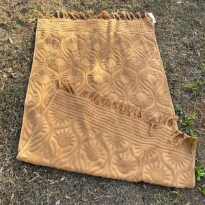 Luxury 100% Cotton Jacquard Beach Towel Custom Embossed Logo Woven Durability for Home & Bath Use