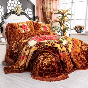 Luxury 2 Ply Thick King Size 4 Pieces Embossed Raschel Blanket Set for Winter