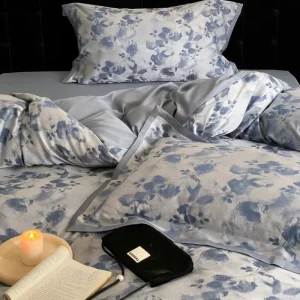 Luxury Bedding Set 4 Pieces Comfy Cotton Lyocell Super Soft Queen Size Eco-friendly Bed Sheets Sets for Home Hotel