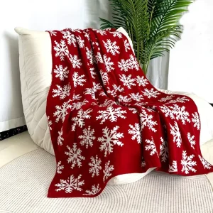 Luxury Christmas New Year Festive Decorative Cartoon Anime Pattern Throw Blanket Knitted Acrylic Fiber for Living Room Bedroom