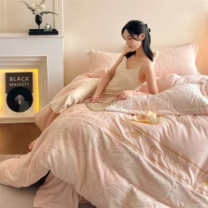 Luxury Comforter Sets Set Rabbit Fur Embroidery Double Sided Thickened Milk Fleece Wool Water Resistant Quality