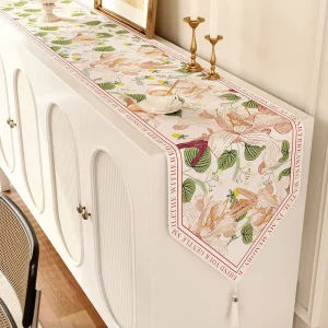 Luxury Eco friendly Comfortable Creative Custom Digital Printed 100% Cotton Stain resistant Table Runners for Adult
