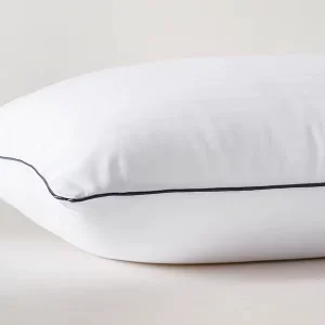 Luxury Fluffy King Size White Goose Down Pillow with 100% Cotton Cover Neck Support 300 Thread Count for Comfortable Sleep