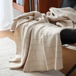 Luxury Geometric Pattern Knitted Throw Blanket Lightweight Skin Friendly Acrylic Home Decor Travel