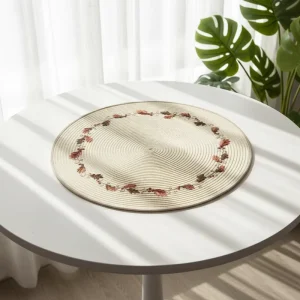 Luxury Gold PP Plastic Placemats Non Slip Asian Zen Style Non Toxic 32cm Diameter Embroidered Leaf Woven Design Customizable
