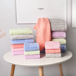 Luxury Hotel Bath Towels & Tub Mats Solid Color Bamboo Fiber Ultra Sofant Solid Color Luxury Hotel Bath Towels & Tub Mats