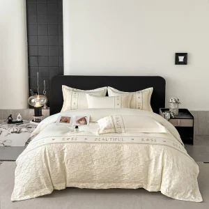 Luxury Large Jacquard Cotton King Size Four Piece Bedding Set with Down Comforter Duvet Cover and Pillowcases All-Season