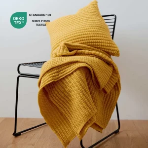 Luxury Modern High Quality Acrylic Sofa Knitted Throw Blanket for Bed OEKO TEX Certified Eco Friendly Four Seasons Machine