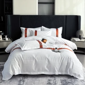 Luxury Modern Hotel Home Bedding Set Woven Jacquard Solid Striped Polyester Filling 200TC 4 Piece Queen King Size
