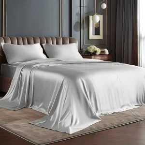 Luxury Queen Size Bed Set Soft & Silky Satin Plain Pattern 3-Piece Breathable Materials Bedding Set for Luxury Home and Hotels