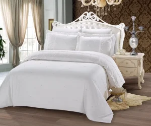 Luxury Solid Color Microfiber Premium Quality Simple Style Ultra Soft Embroidery Bedspread Bedding Sets
