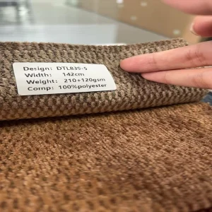 Luxury Style 330 GSM 100% Polyester Velvet Flame Retardant Blackout Breathable Sofa Fabric Valance