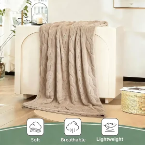 Luxury Super Soft Thick 100% Polyester Striped Knitted Fleece Blanket Bed Sofa Warm Fuzzy Plush Four Seasons Eco friendly