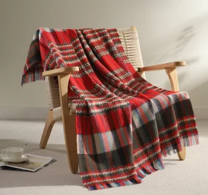 Luxury Woven Throw Blanket Waffle Plaid Pattern Textured Grid Ultra Soft Lightweight Couch Decor for Xmas