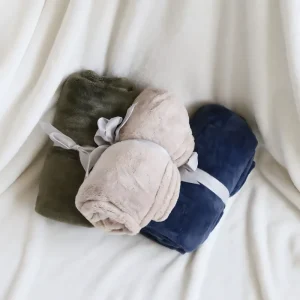 MU Hot Selling Multi Color Blanket&Throws Solid Color Flannel Gift Small Luxury Throw Blanket for Sofas