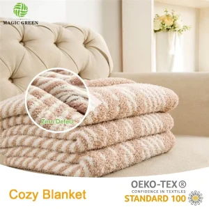 Magic Green New Arrival Ready to Ship Sofa Decorative Blanket Warm and Cozy Knitted Throw Blanket Bed Blanket