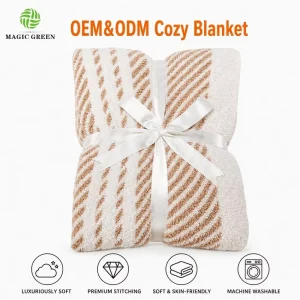 Magic Green New Tech Same Cozy Hand Feel Thickness 100% Polyester Stripe Feather Knitting Other Throw Bed Blanket for Winter
