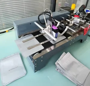 Manufacturer Direct Automatic Handheld Label Inkjet Printer 600dpi Portable Touch Screen Flex High Speed Pagination