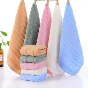 Manufacturer Plain Square Hand Towel Soft Comfortable Skin Friendly Household Face Towel 70% Bamboo Fiber 30% Cotton