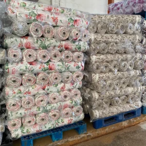 Manufacturer Solid Fabric Textile Raw Material Weave Polyester 85gsm Fabric for Bedding Bedsheets