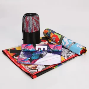 Microfiber Beach Towel with Logo Water Absorption Sand Free Custom Beach Towel Bath Towel Hypoallergenic Beach Towel