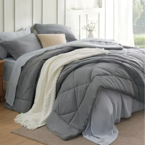 Microfiber Duvet Quilt Plain Polyester Comforter Thick Quilted Quilt for Good Sleep