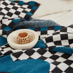 Microfiber Knit Blanket Throws for Sofa New Pattern Check Pattern Home Decor
