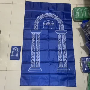 Mini Style and 100% Polyester Well Material Muslim Prayer Mat Blanket
