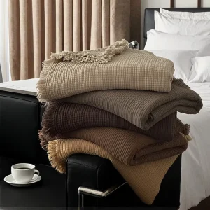 Modern 100% Cotton Gauze Muslin Blanket 4 Layer Woven Throw Blanket for Sofa Bed Solid Pattern
