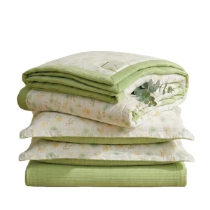 Modern 4-Piece Summer Quilt Set Ice Silk 300tc Skin-Friendly Smooth All-Season Bedding Home Use